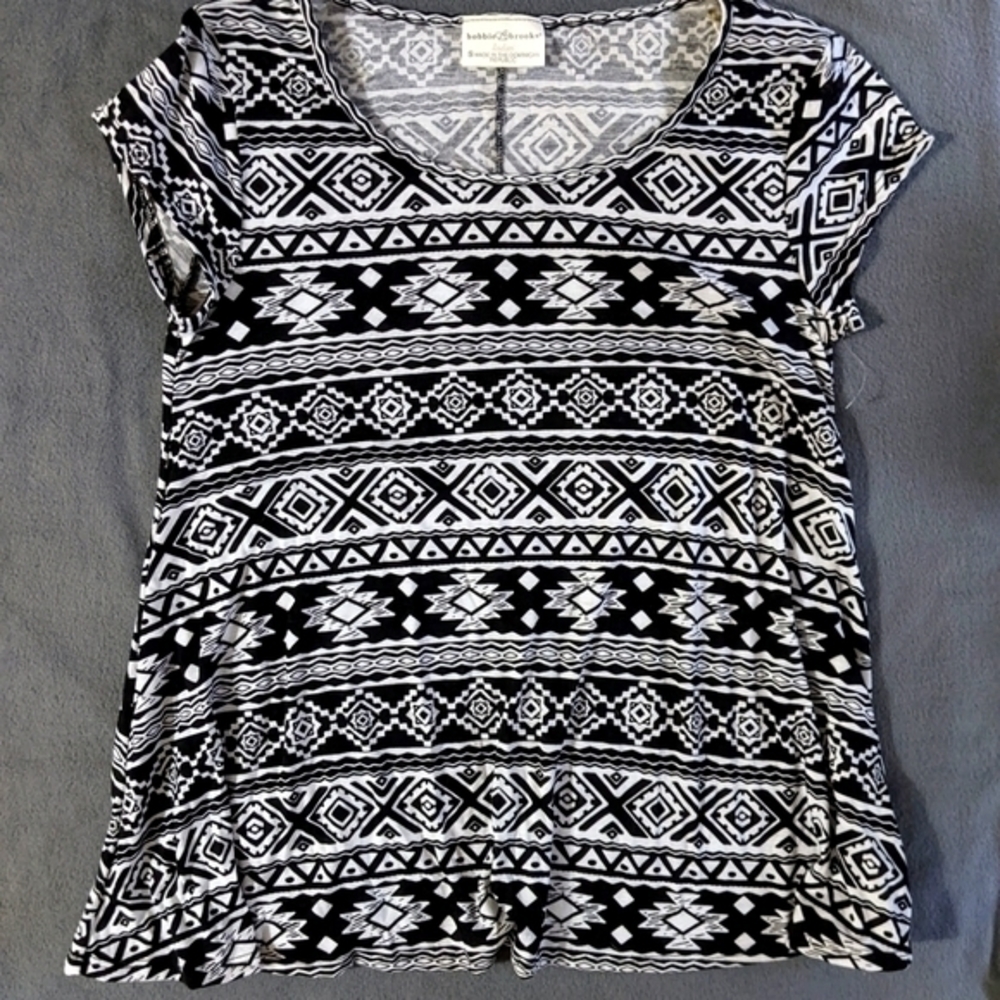 Women's small baby doll shirt‎ top black and white tribal
